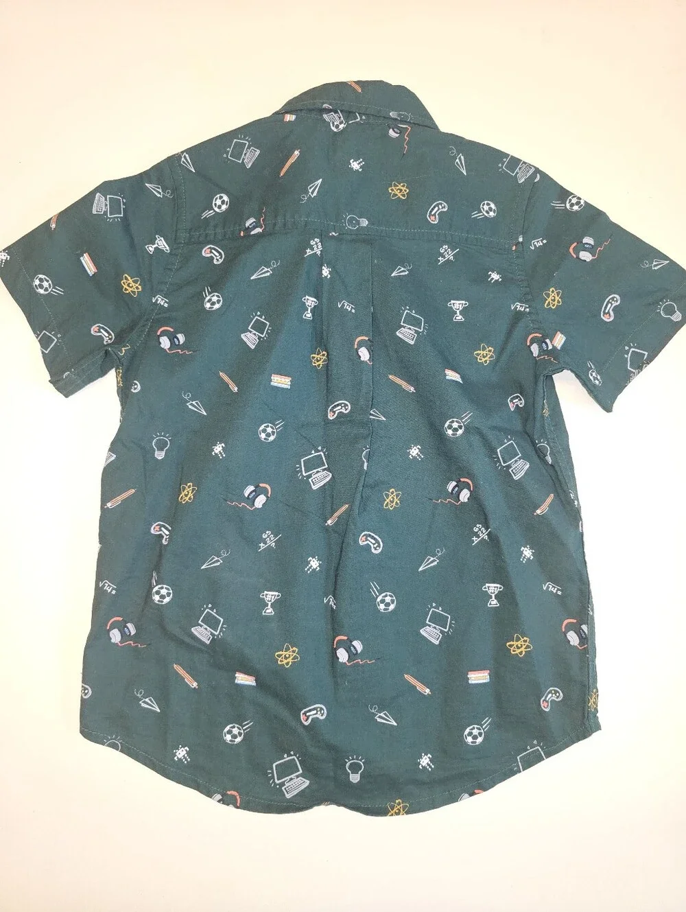 EUC | Size 4 | The Children’s Place | Green School Icons Button-Down Shirt